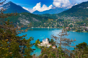 fishing-trip-boat-annecy