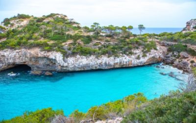 Hidden beaches and coves you can reach by boat in Mallorca